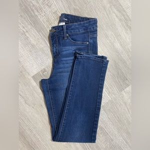 Women’s Straight Leg Denim Jeans-4